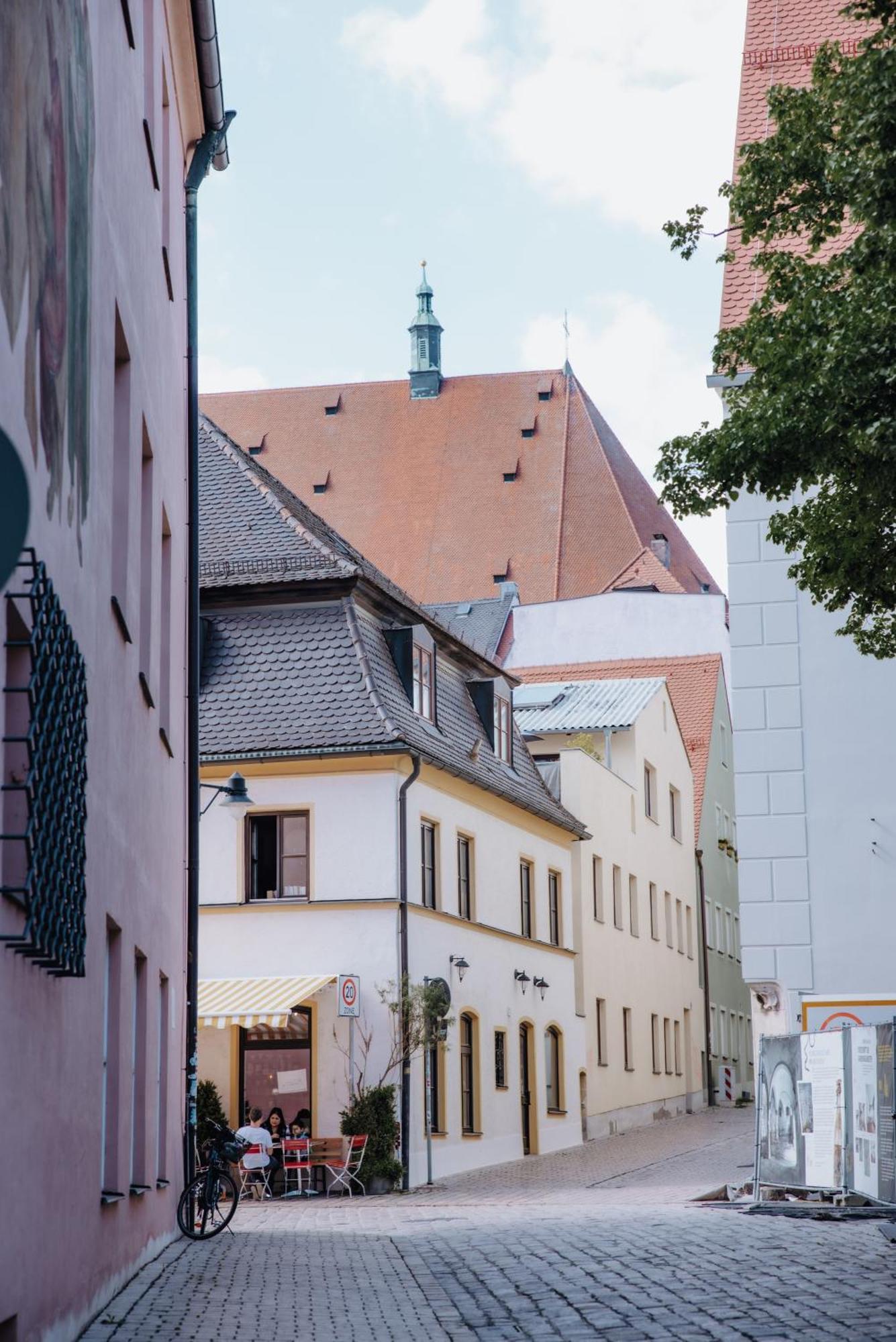 Lumen Homes - Altstadt-Studio Direkt Im Zentrum, Kueche, Netflix, Oeffentlicher Parkplatz Ums Eck Ингольштадт Экстерьер фото